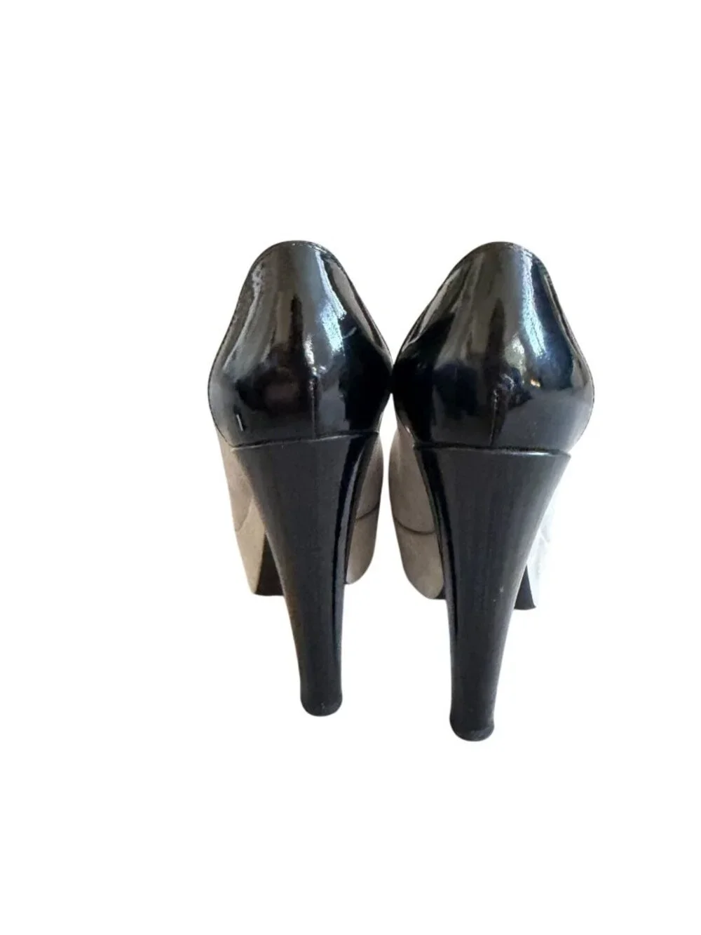 LOUIS VUITTON Gray Black Suede Patent Leather Platform Heels Size 36 / US 6
